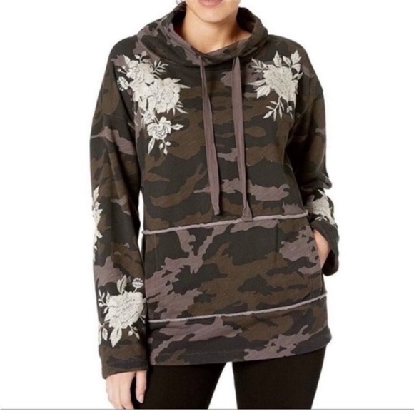 Johnny Was- Women’s Santal Camo Drawstring Turtleneck Sweatshirt Embroidered PM - Picture 1 of 10